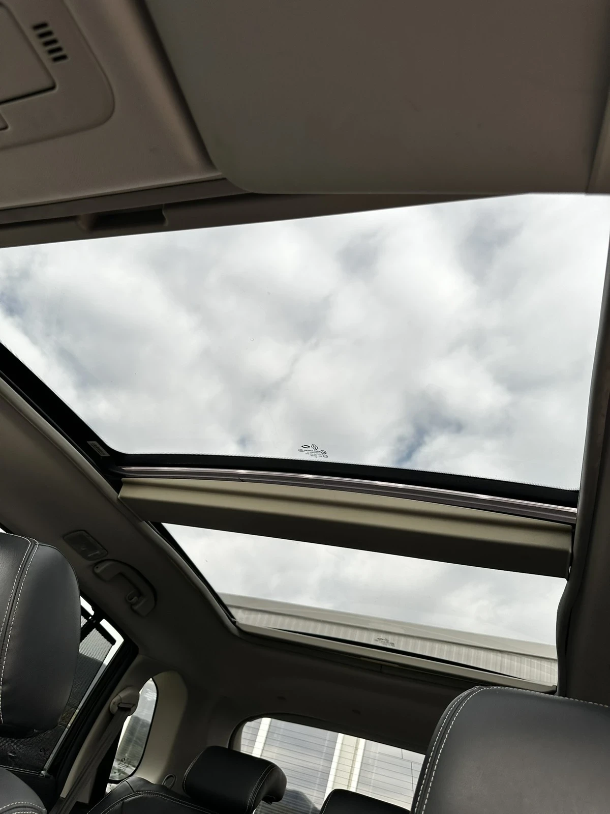Renault Koleos 2.0DCI AUTO FULL, снимка 10 - Автомобили и джипове - 56129243