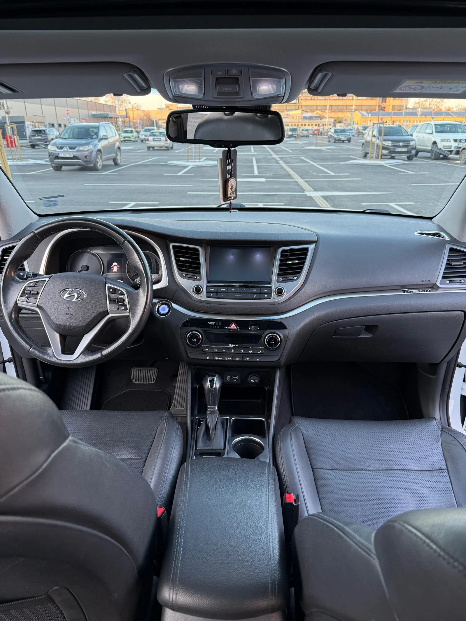 Hyundai Tucson, снимка 10 - Автомобили и джипове - 56152681