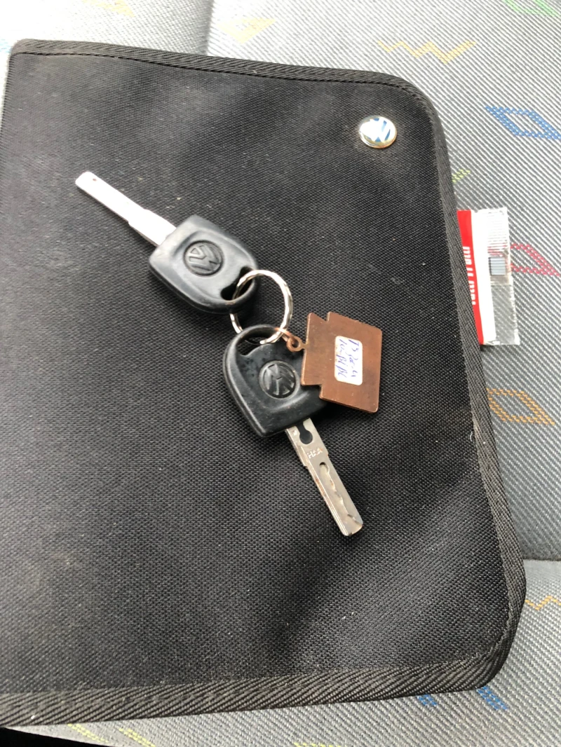 VW Transporter 1.9 TDi 86 к.с., снимка 14 - Бусове и автобуси - 52325191