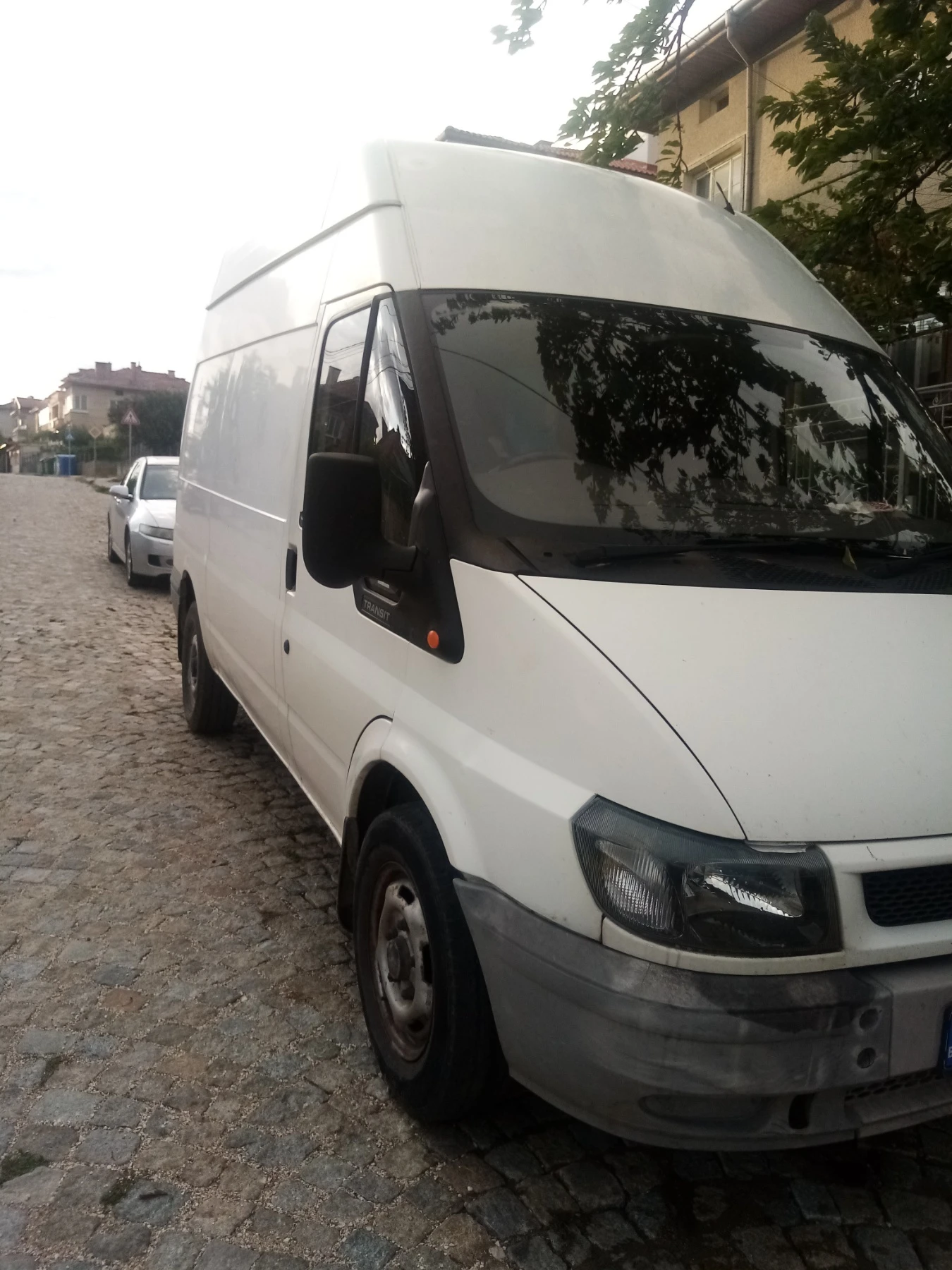 Ford Transit 2.4  - изображение 4