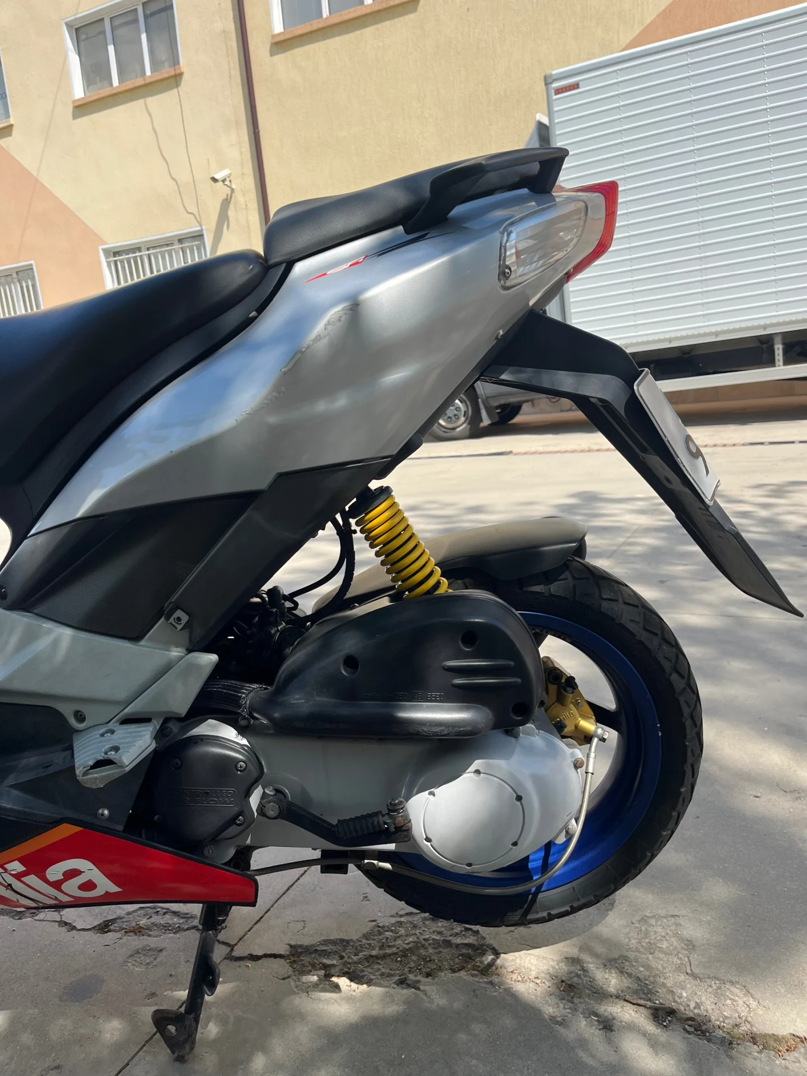 Aprilia Sr  - изображение 5