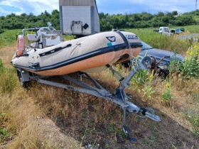 Надуваема лодка Bat Nuova Italia с Колесар, снимка 1