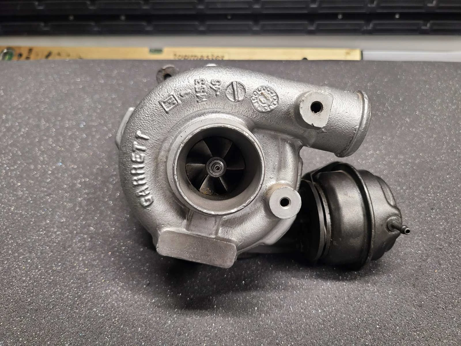  700447 | Mobile.bg   3