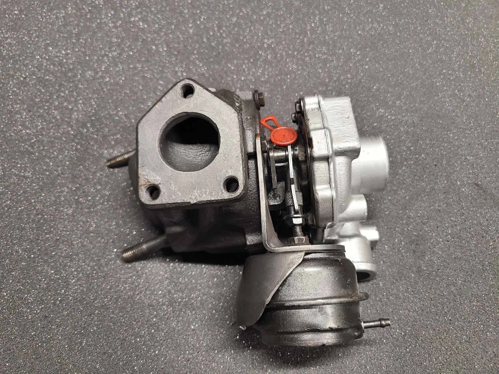  700447 | Mobile.bg   1