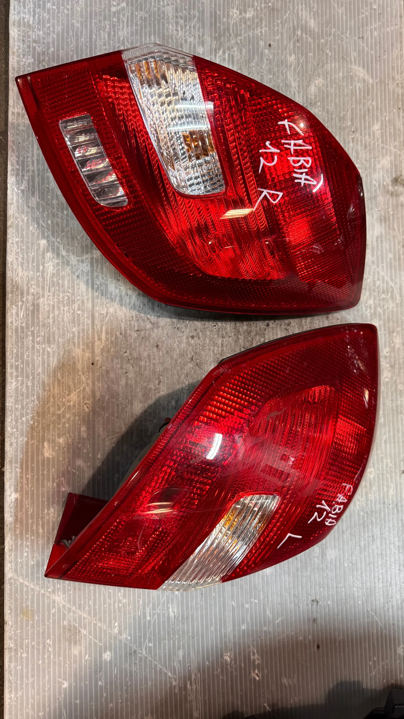 ������� �a Skoda Fabia 2012 - 5J6945112 / 5J6945111 | Mobile.bg � ����������� 1