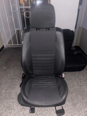 ������� Renault Laguna 2010 - 2011�.  | Mobile.bg � ����� ������ 4