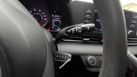 Hyundai Elantra 2022 2.0 БЕНЗИН 8 СКОРОСТЕН АВТОМАТ, снимка 14
