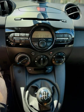 Mazda 2 НОВ ВНОС* КЛИМА* ОБСЛУЖЕНА* EURO 5, снимка 10