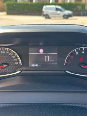 Peugeot 208 1.2 puretech STYLE, снимка 13