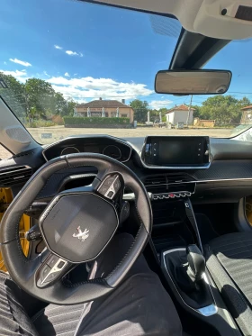 Peugeot 208 1.2 puretech STYLE, снимка 11