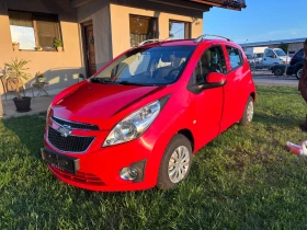 Обява за продажба на Chevrolet Spark 1.0i 70ks ~4 500 лв. - изображение 1