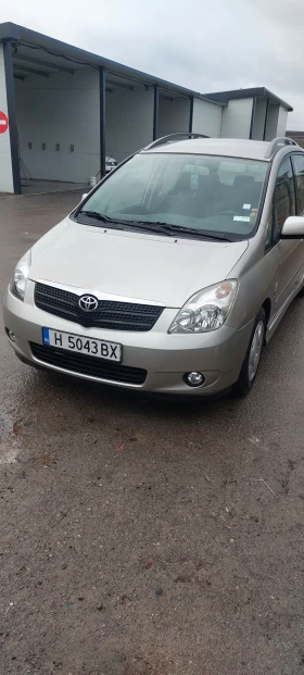 Обява за продажба на Toyota Corolla verso D4D двигател  ~3 800 лв. - изображение 1