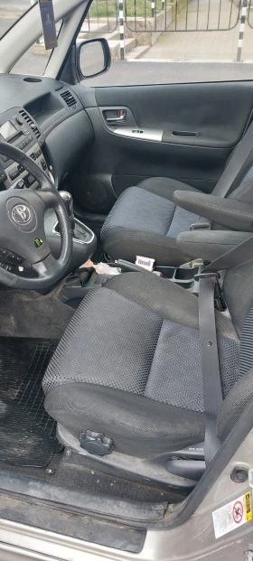 Обява за продажба на Toyota Corolla verso D4D двигател  ~3 800 лв. - изображение 6