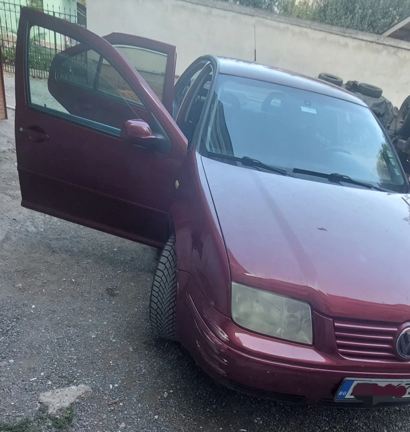 VW Bora 1.9, снимка 2 - Автомобили и джипове - 46661578