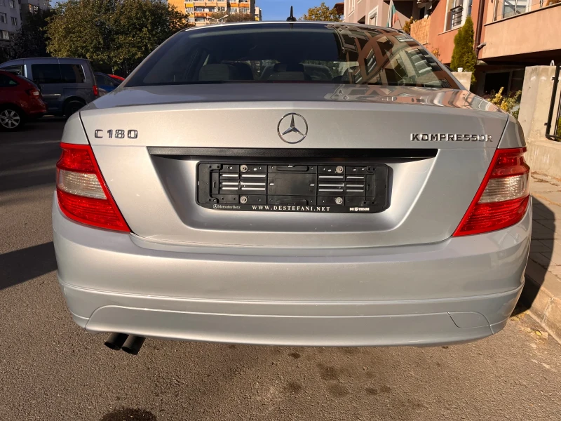 Mercedes-Benz C 180 Kompressor , снимка 5 - Автомобили и джипове - 47703277