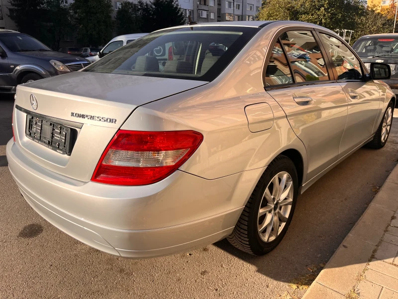 Mercedes-Benz C 180 Kompressor , снимка 6 - Автомобили и джипове - 47703277