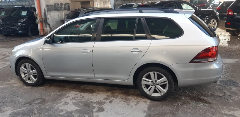 VW Golf 1.6 TDI-105 кс, снимка 3 - Автомобили и джипове - 48492220