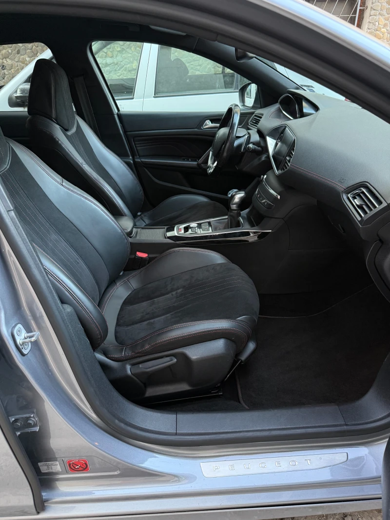 Peugeot 308 2.0 GT, 181 кс. Full LED, снимка 11 - Автомобили и джипове - 52579702