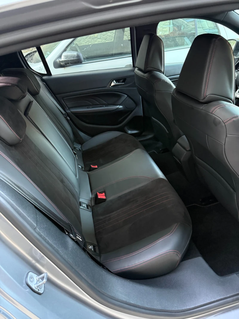Peugeot 308 2.0 GT, 181 кс. Full LED, снимка 12 - Автомобили и джипове - 52579702