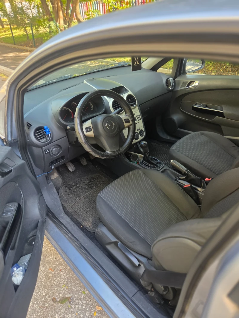 Opel Corsa, снимка 5 - Автомобили и джипове - 52087930
