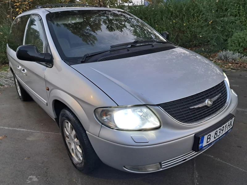 Chrysler Voyager 4 генерация, снимка 2 - Автомобили и джипове - 52383801