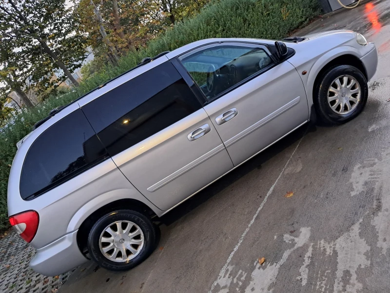 Chrysler Voyager 4 генерация, снимка 5 - Автомобили и джипове - 52383801