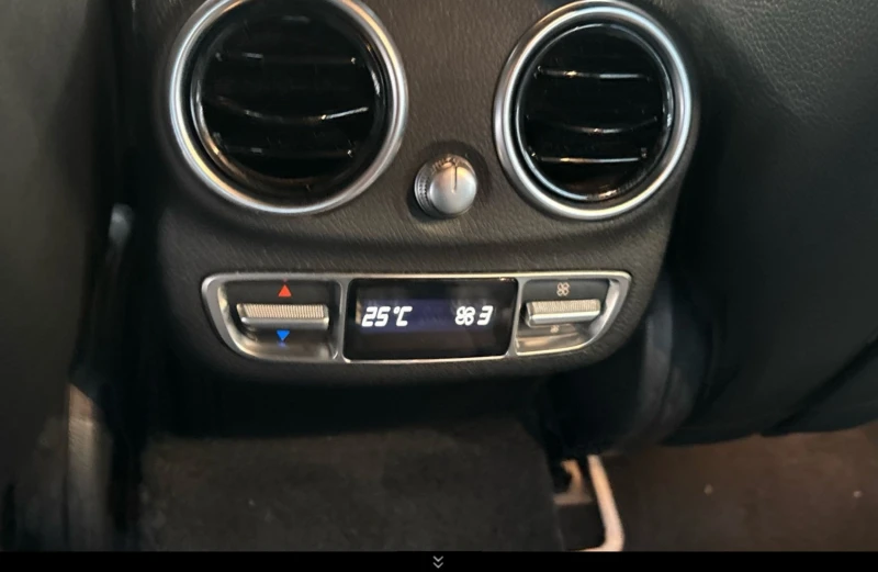 Mercedes-Benz C 300 FACE| DESIGNO| BURMESTER| 360| ОЧАКВАН ВНОС , снимка 9 - Автомобили и джипове - 52554238