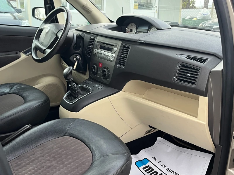 Lancia Musa 1.4i , снимка 10 - Автомобили и джипове - 52662547