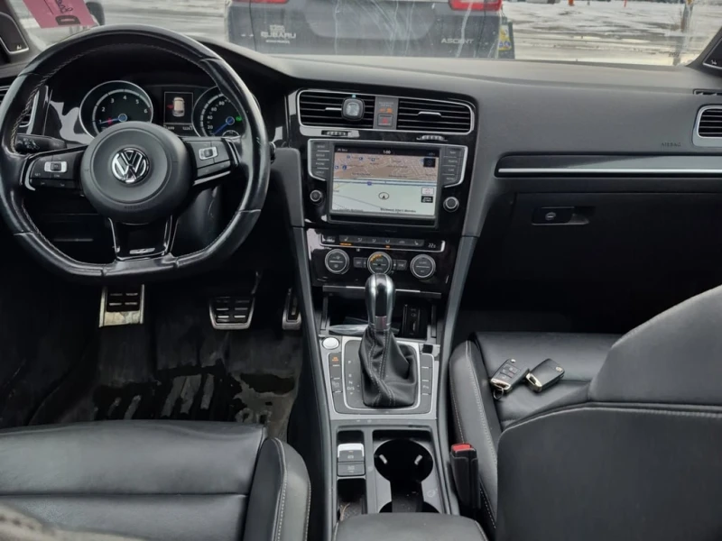 VW Golf R* HATCHBACK SEDAN 4D * CARFAX * БЕЗ ПЪРВОНАЧАЛНА , снимка 11 - Автомобили и джипове - 52824904