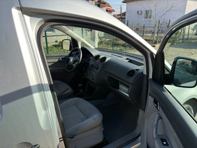 VW Caddy 1.9TDI LIFE, снимка 5 - Автомобили и джипове - 52839055
