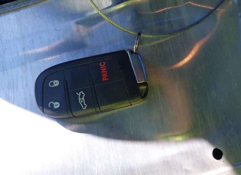 Dodge Challenger, снимка 11 - Автомобили и джипове - 53094406