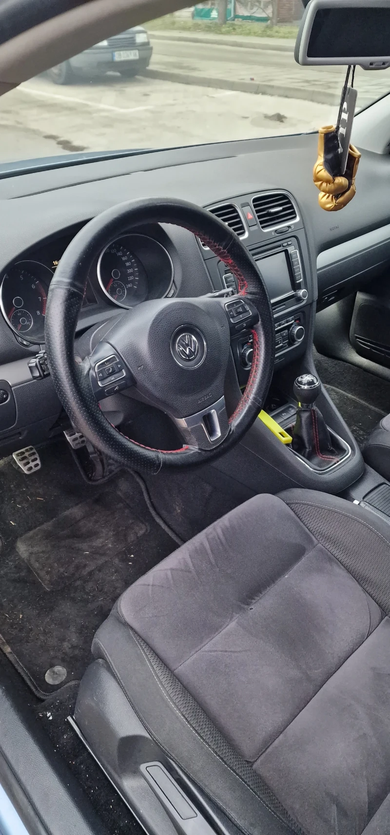 VW Golf 1.4 TSI , снимка 6 - Автомобили и джипове - 53213401
