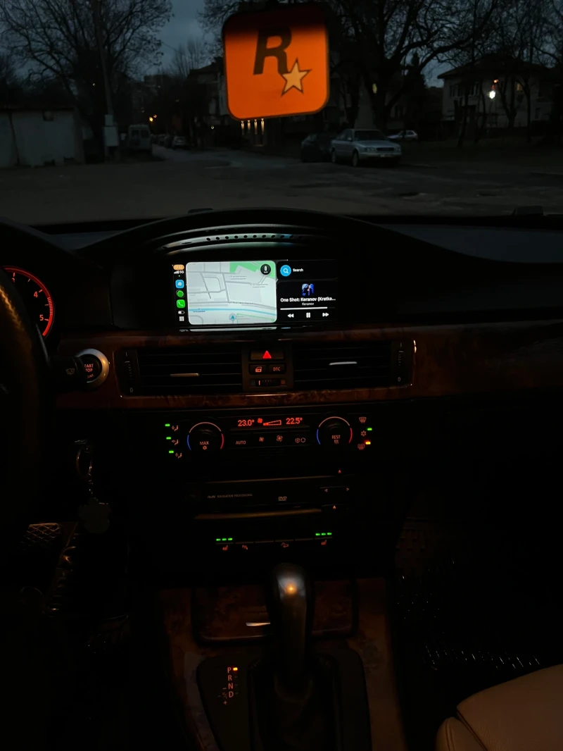 BMW 330 XD, снимка 13 - Автомобили и джипове - 53297117