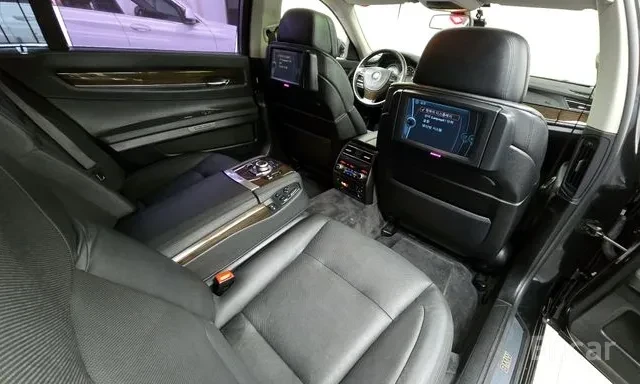 BMW 740 Гаранция 6 месеца на двигател и скоростна кутия., снимка 12 - Автомобили и джипове - 53248263