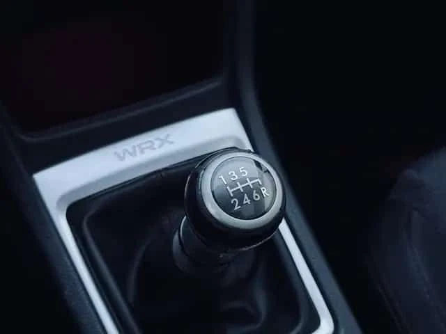 Subaru WRX * 4dr Sdn Sport * ПАНО * ПОДГРЕВИ * CARFAX, снимка 11 - Автомобили и джипове - 54027088