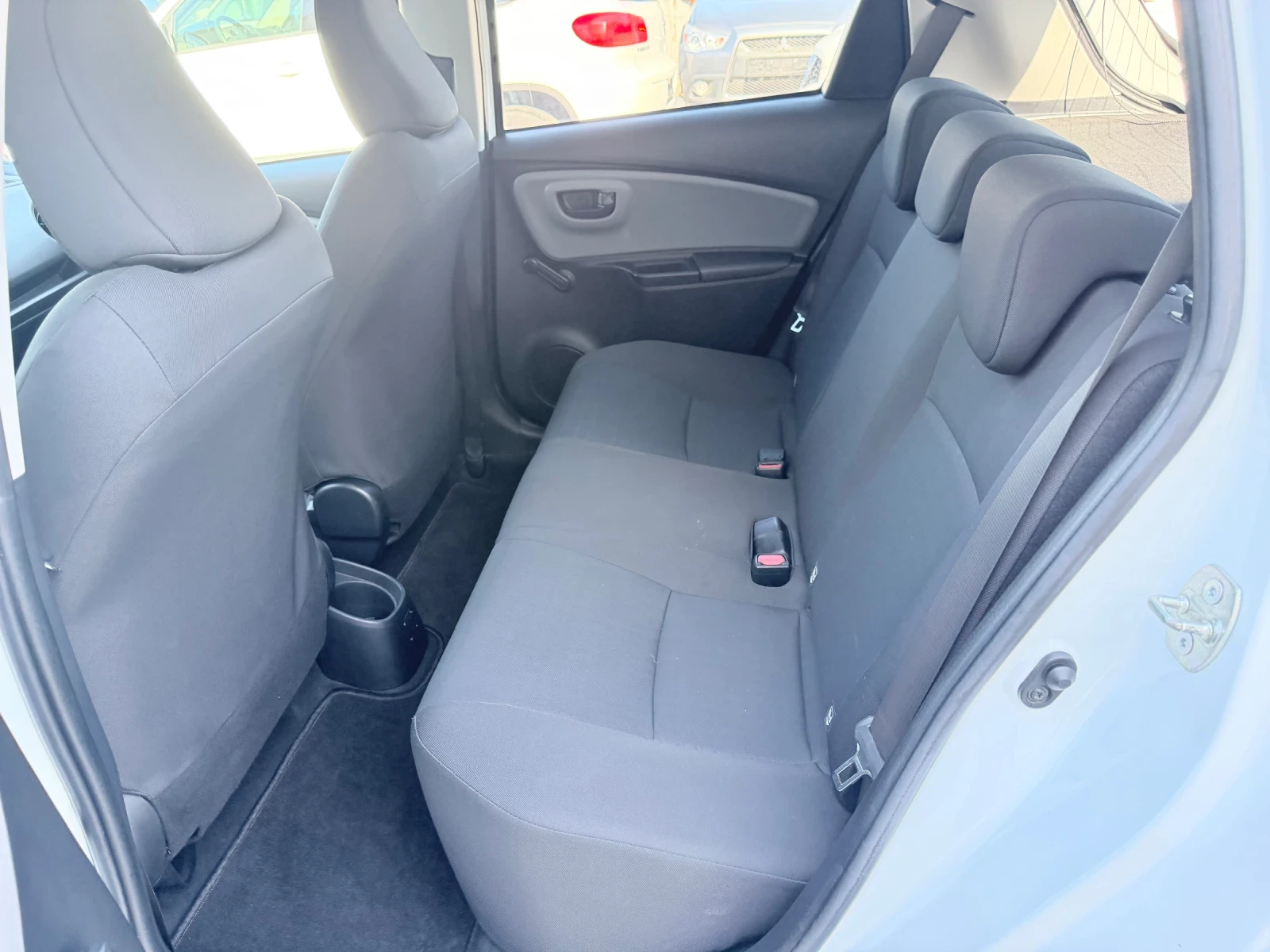 Toyota Yaris 1.4d4d 90k* VAN* UNIKAT* , снимка 8 - Автомобили и джипове - 37510578