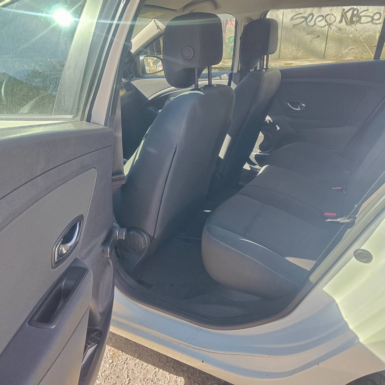 Renault Megane  - изображение 9