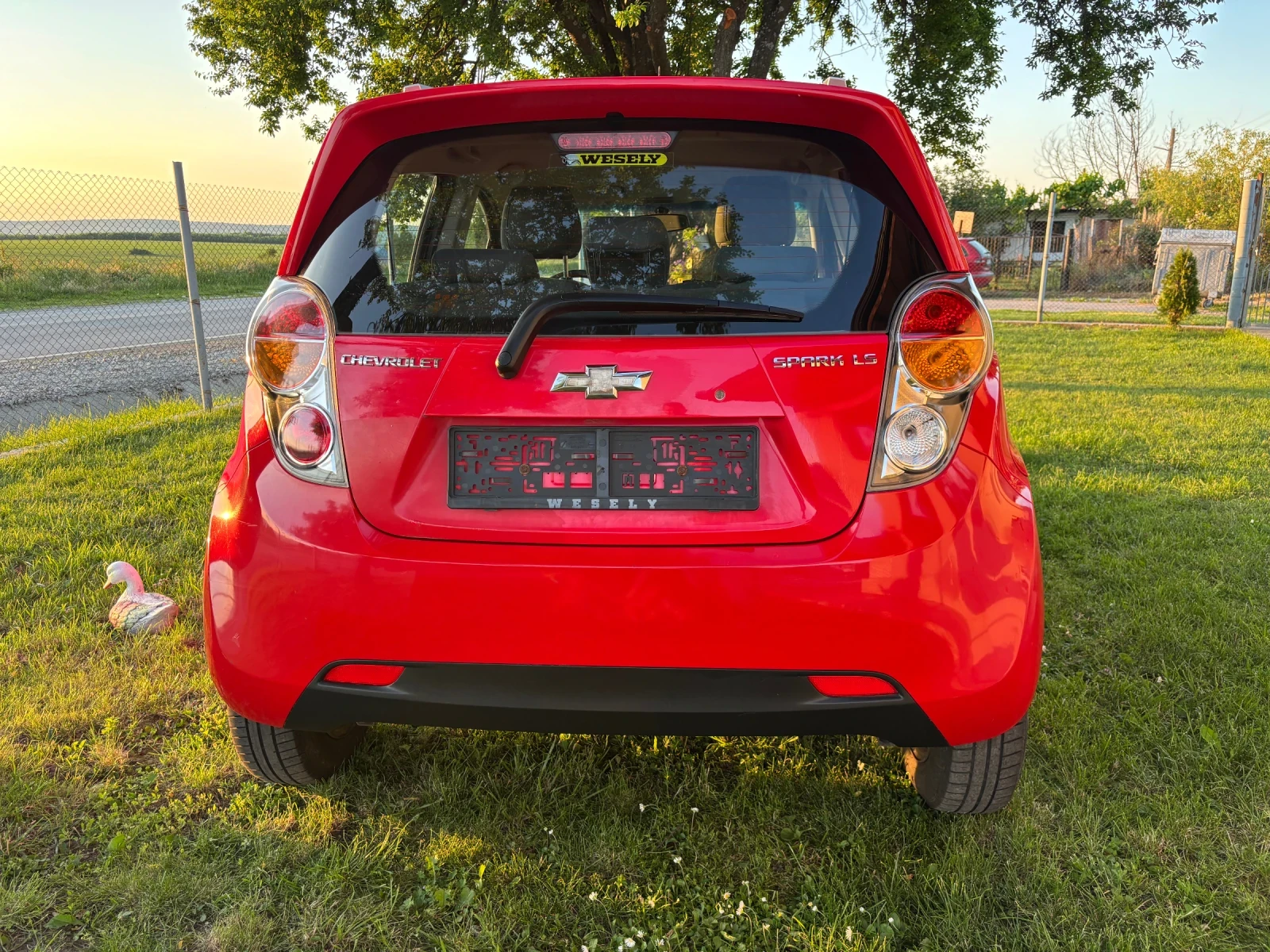 Chevrolet Spark 1.0i 70ks - изображение 6