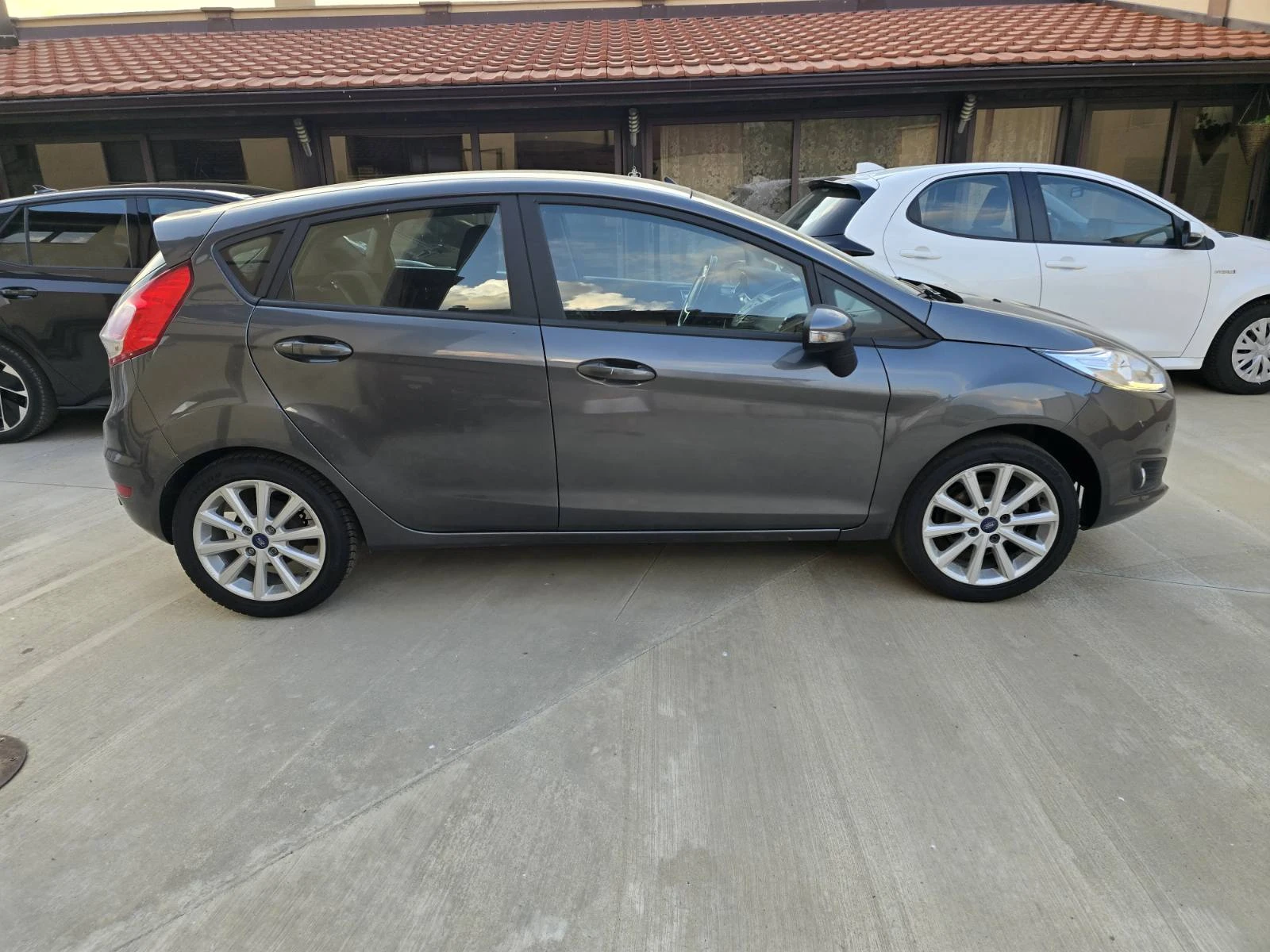 Ford Fiesta 1.0 Duratec | Джанти| Парктроник| Фарове за мъгла - изображение 6