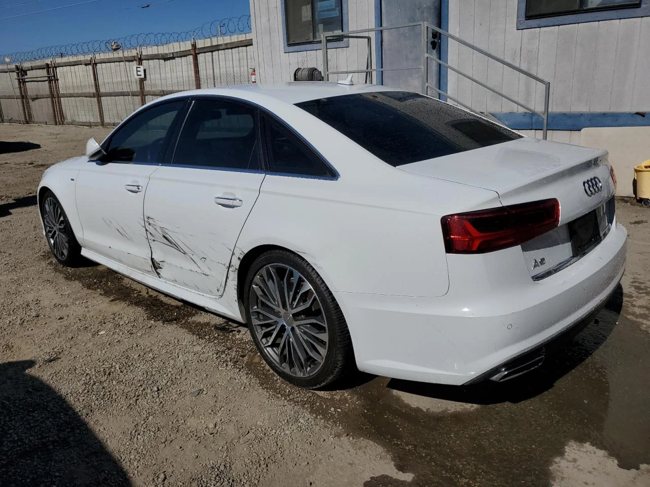 Audi A6 PREMIUM - изображение 2