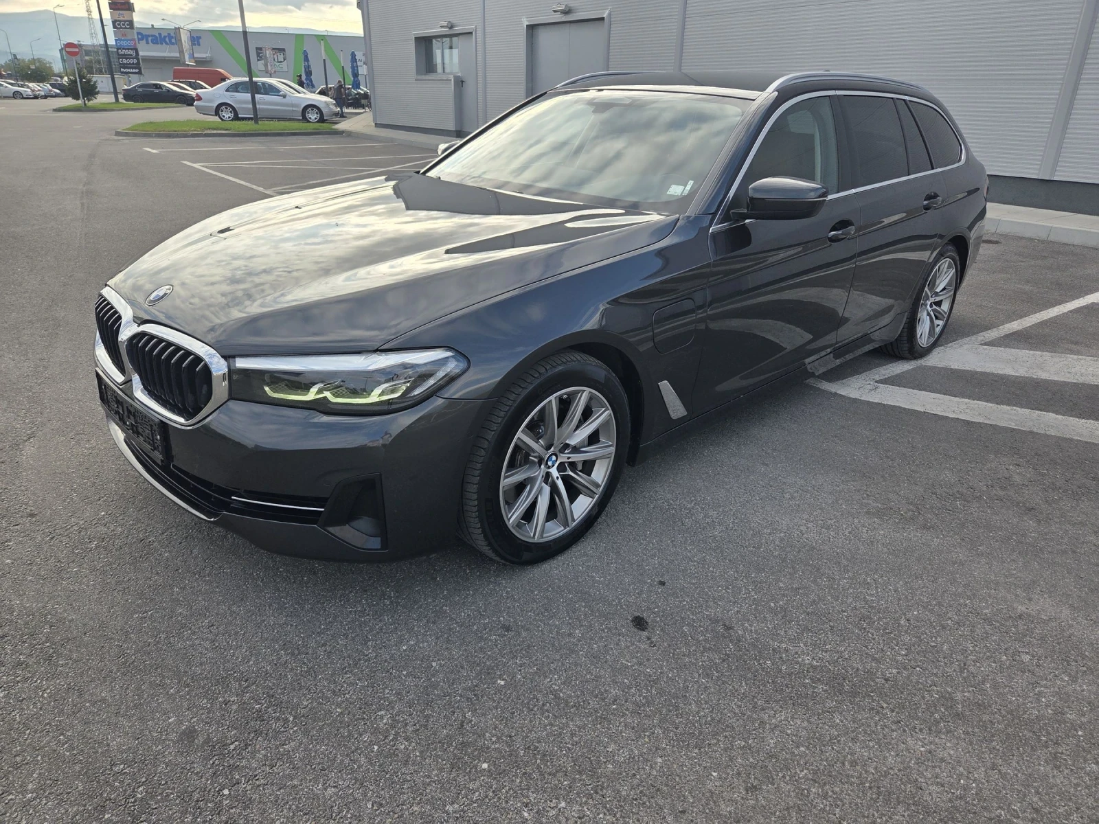BMW 530E 530E 2021g хибрид  - изображение 4