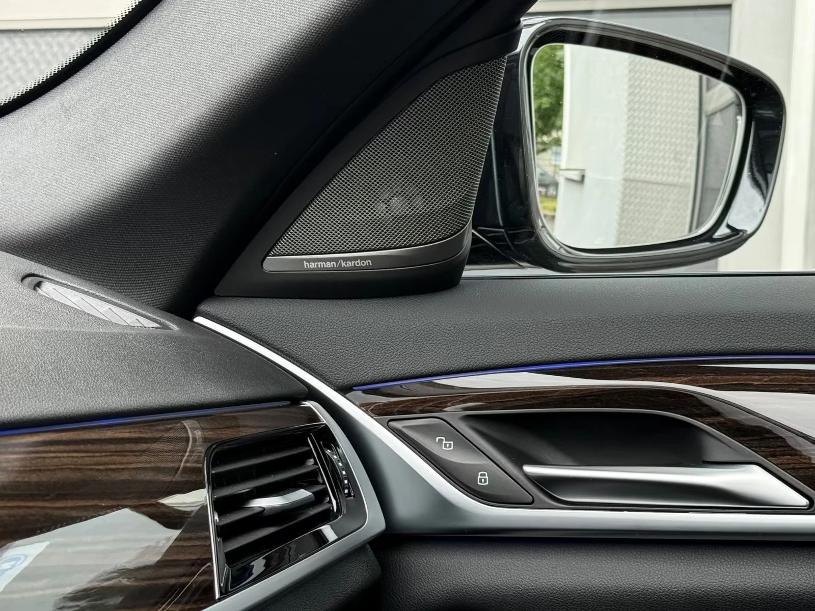 BMW 540 d/xDRIVE/340HP/M-SPORT/H&K/LASER/KLESS/HUD/844f | Mobile.bg   16