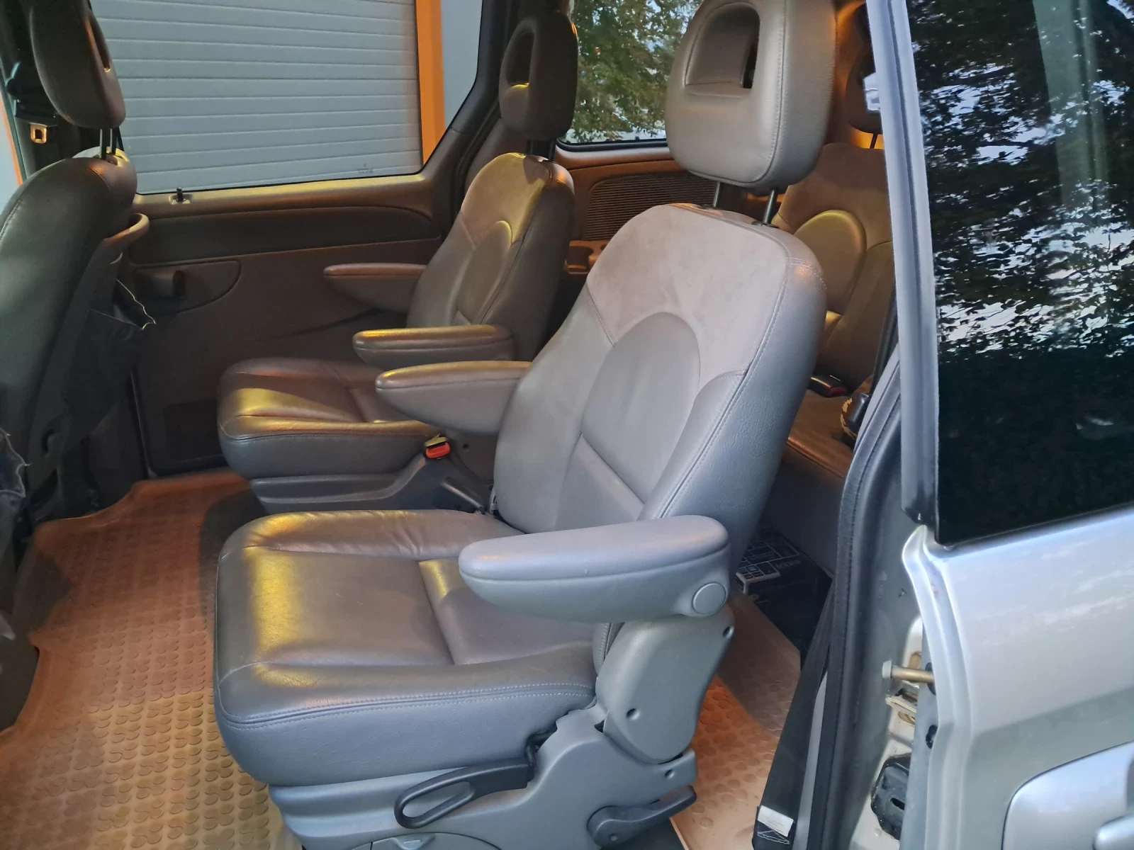 Chrysler Voyager 4  | Mobile.bg   12