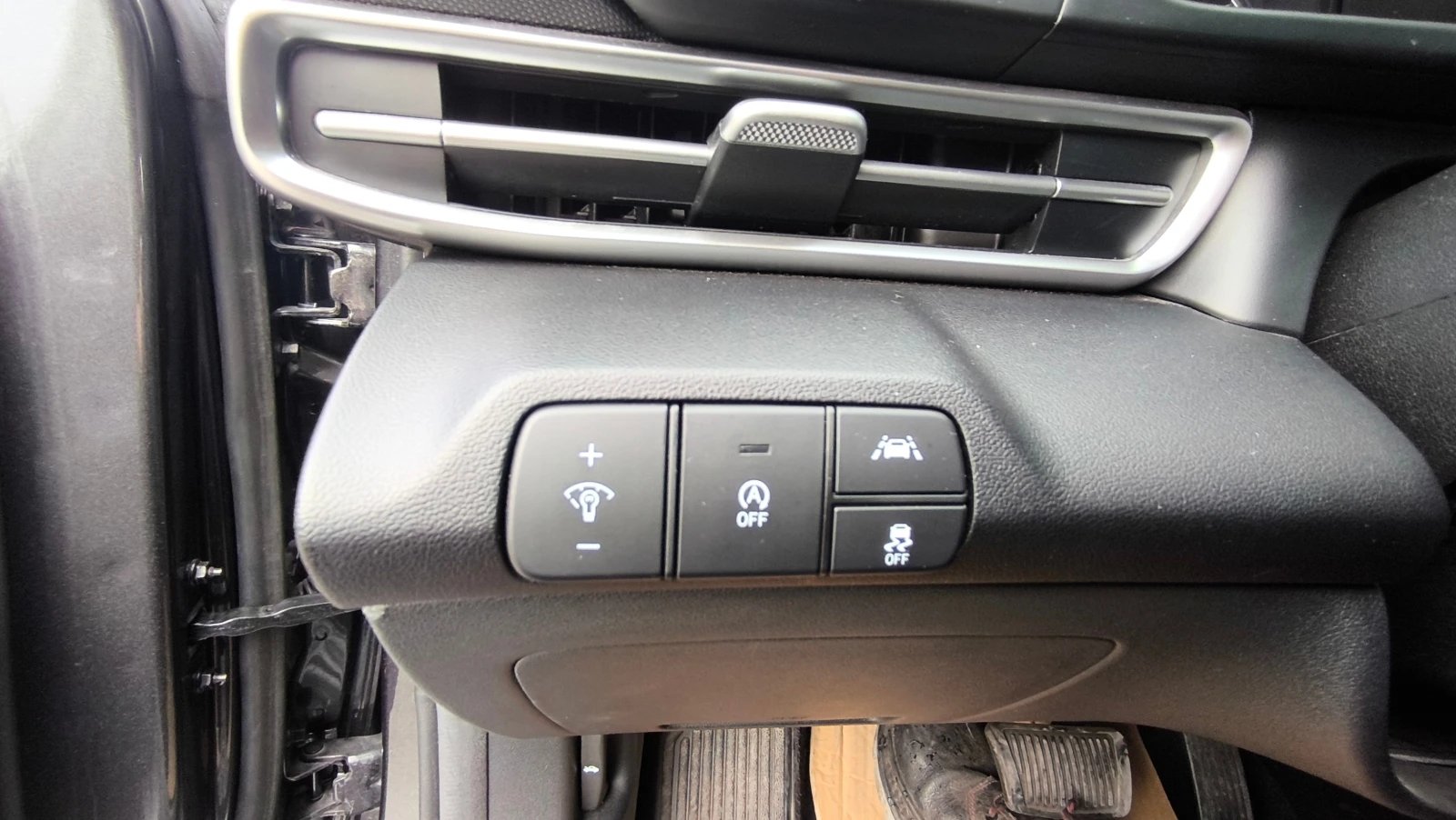 Hyundai Elantra 2.0   | Mobile.bg   15