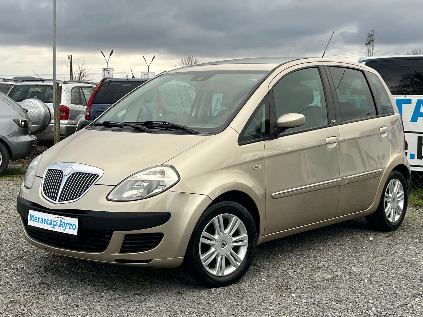 Lancia Musa 1.4i  | Mobile.bg   3