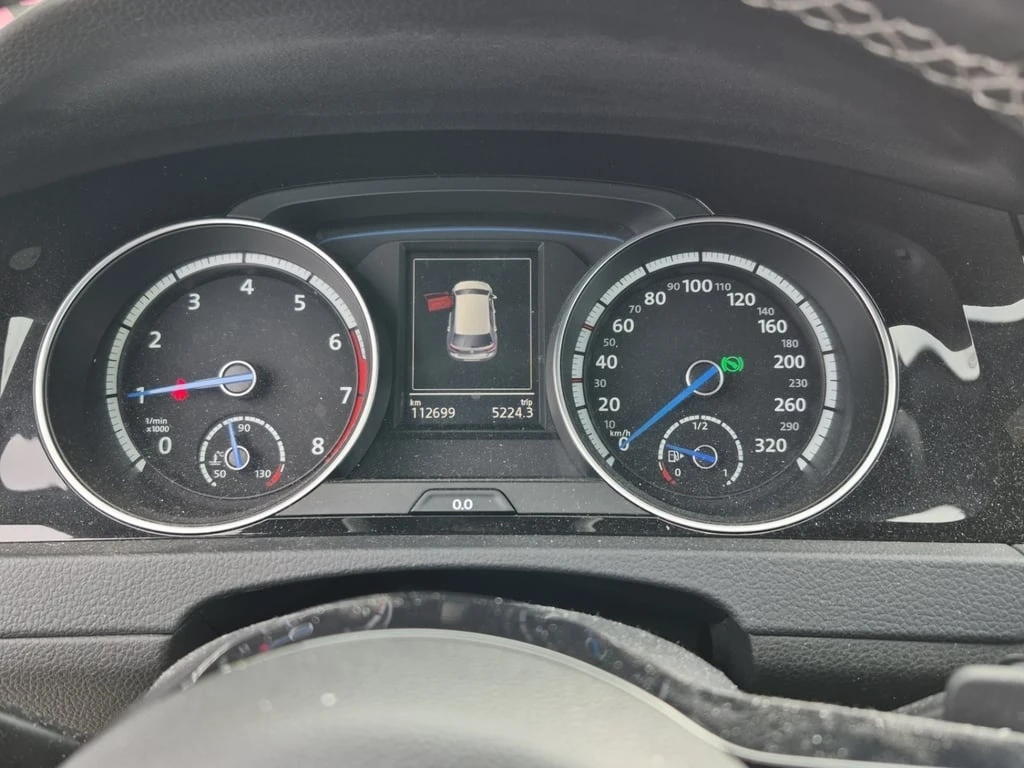 VW Golf R* HATCHBACK SEDAN 4D * CARFAX * БЕЗ ПЪРВОНАЧАЛНА  - изображение 9