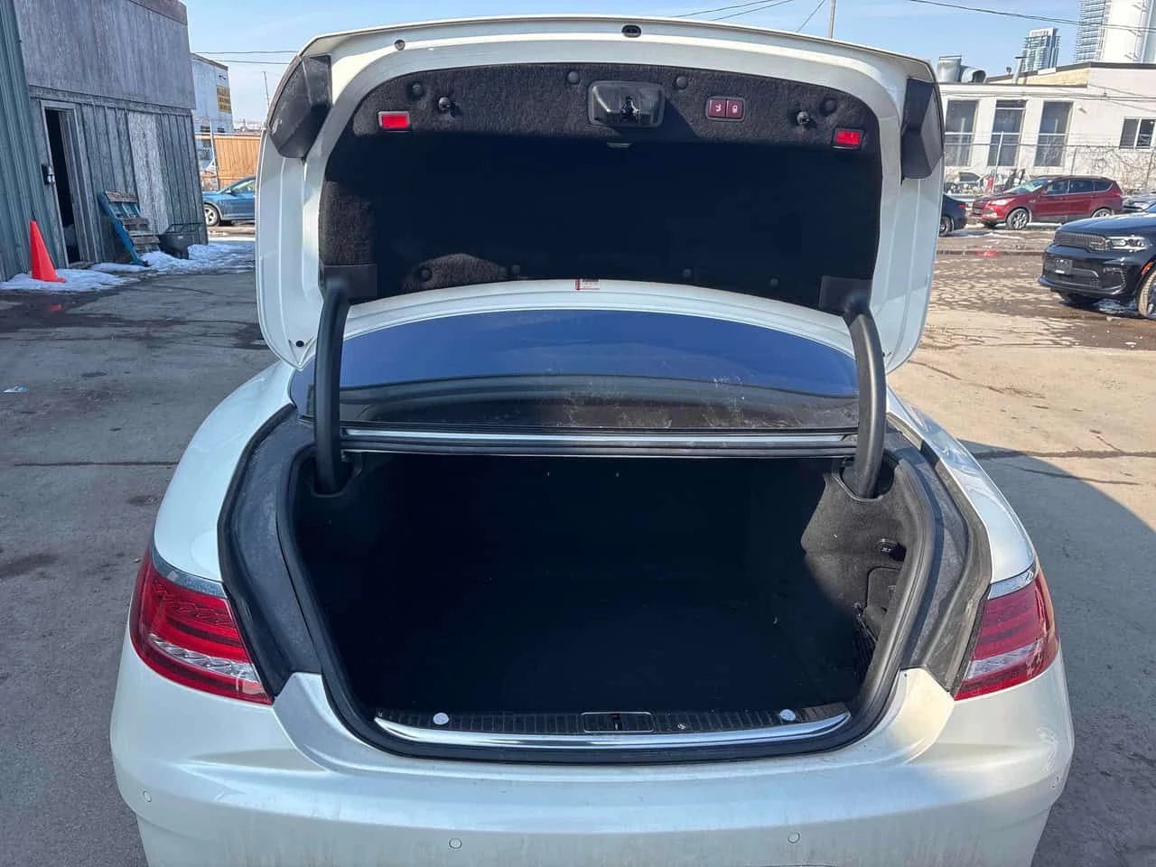 Mercedes-Benz S 63 * AMG * CARFAX * ���� �� �� | Mobile.bg � ����������� 17