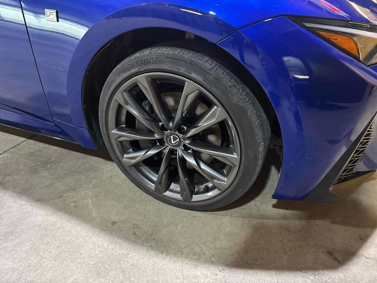 Lexus IS 300 CARFAX, снимка 7 - Автомобили и джипове - 53813816