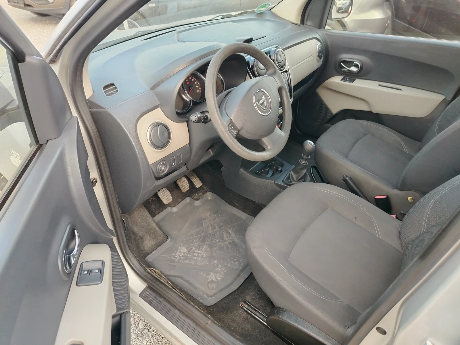 Dacia Lodgy 1.5 DCI 7 ����� | Mobile.bg � ����������� 9