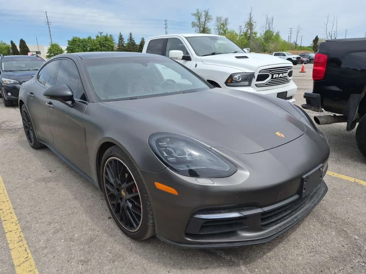 Porsche Panamera 4  CARFAX, снимка 2 - Автомобили и джипове - 54799649